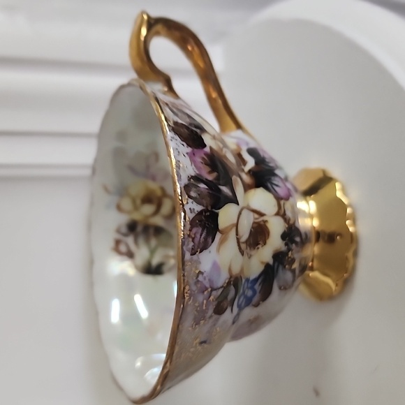 Hand paint Vintage Yellow Floral Bouquet Lusterware Teacup & Saucer Japan - Picture 3 of 9